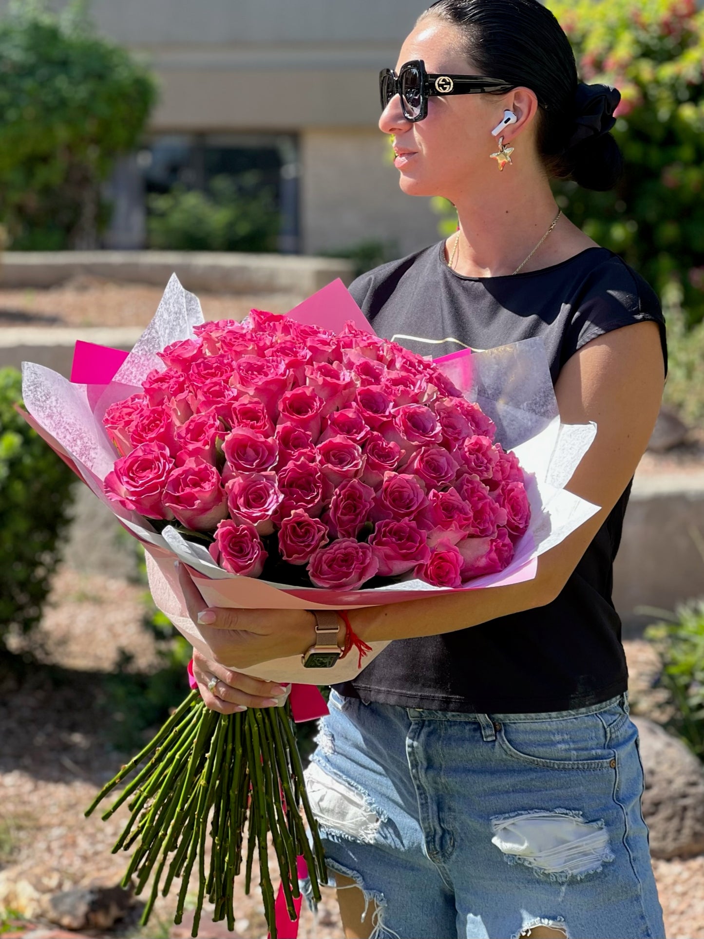Grand Roses Bouquet