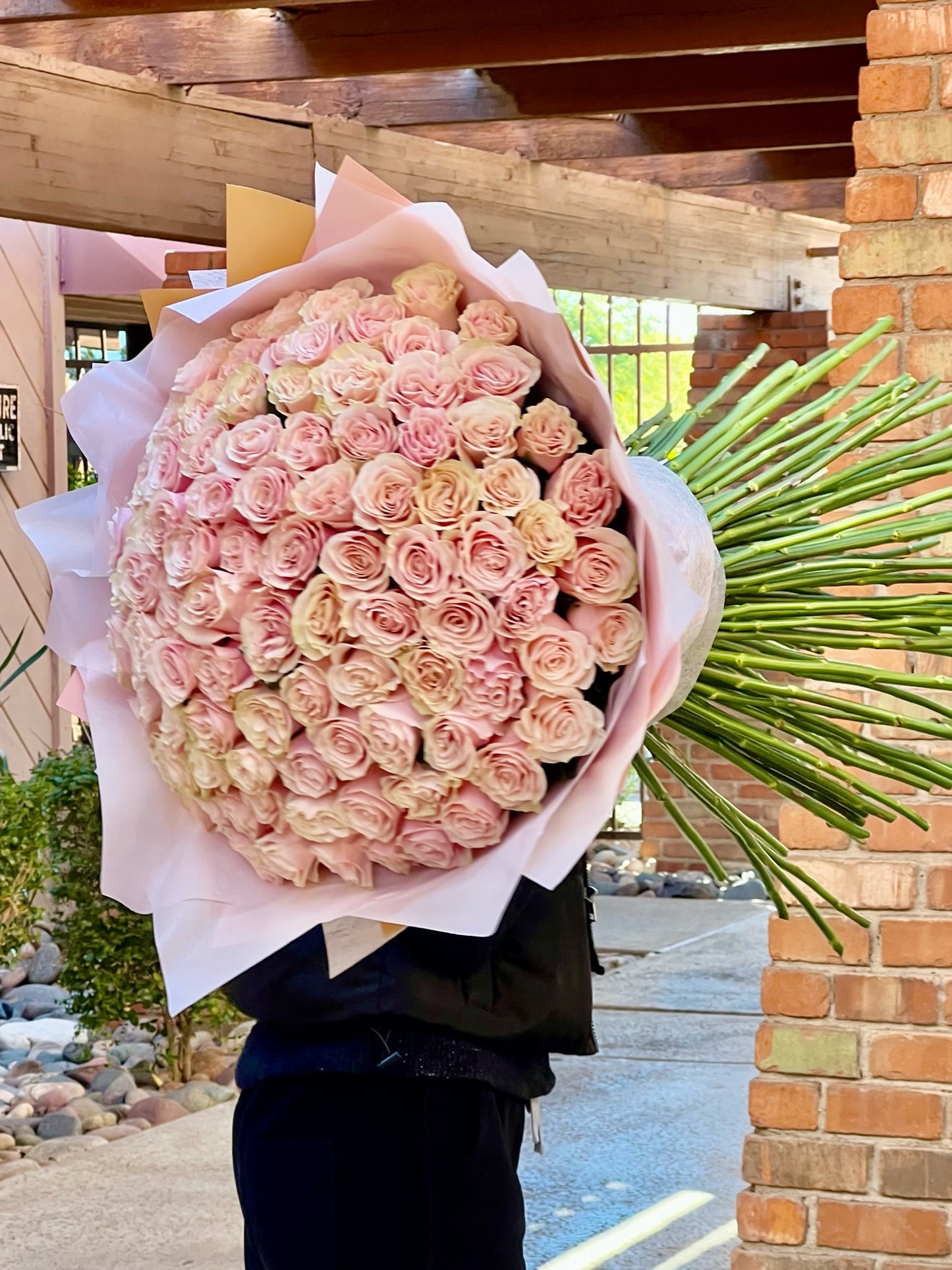 Grand Roses Bouquet