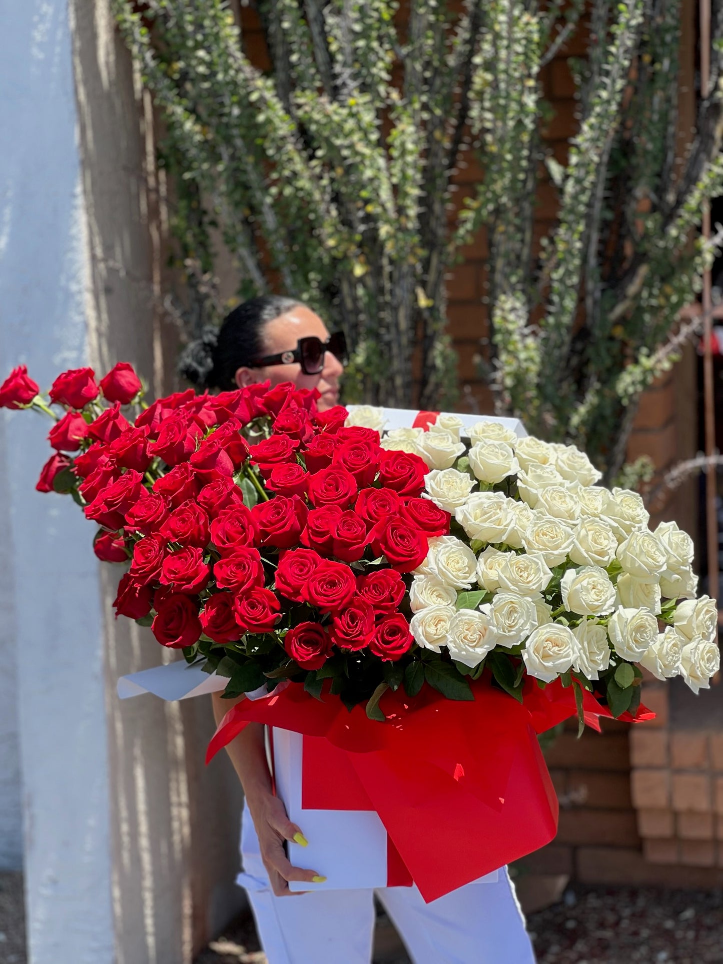 Grand Rose Gift
