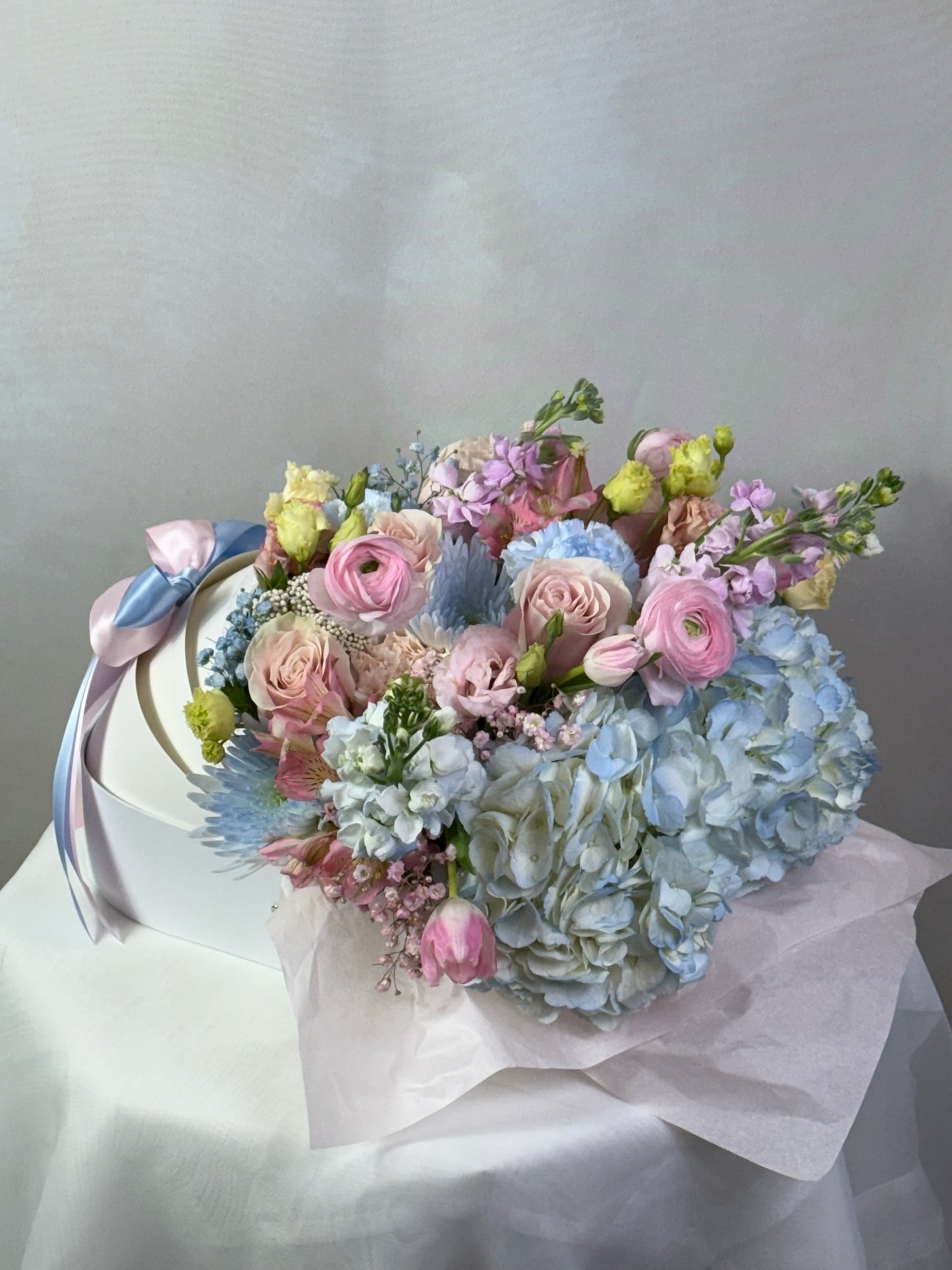 Gender Reveal Flower Carriage
