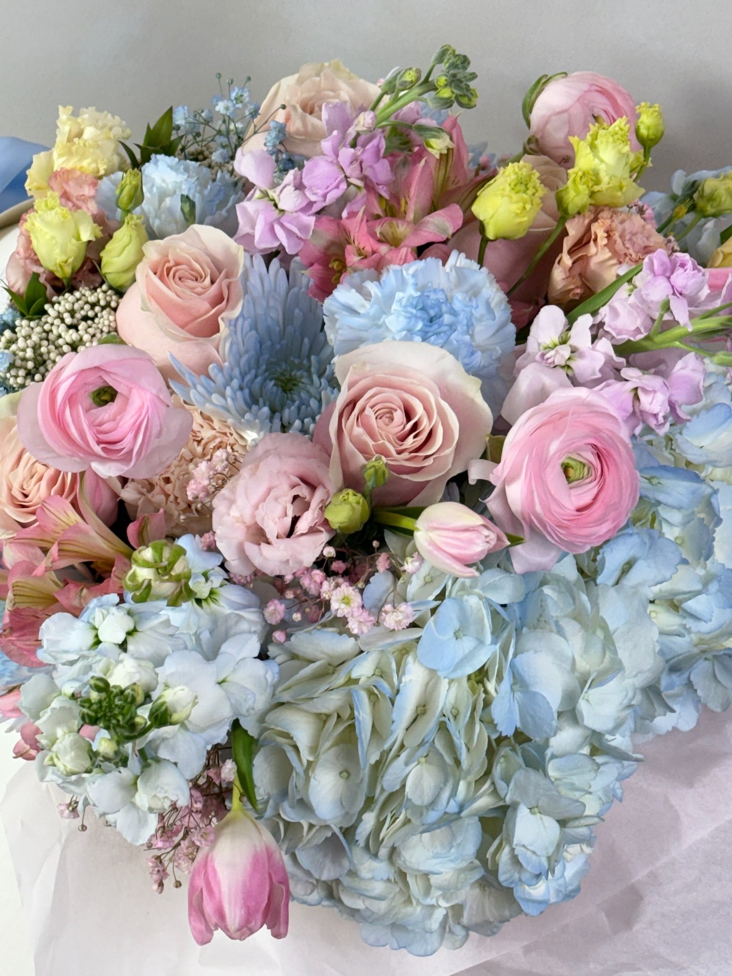 Gender Reveal Flower Carriage