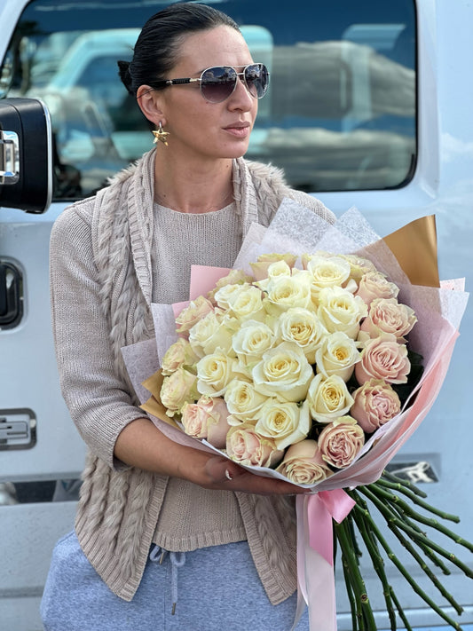 Pink Paradise Roses Bouquet