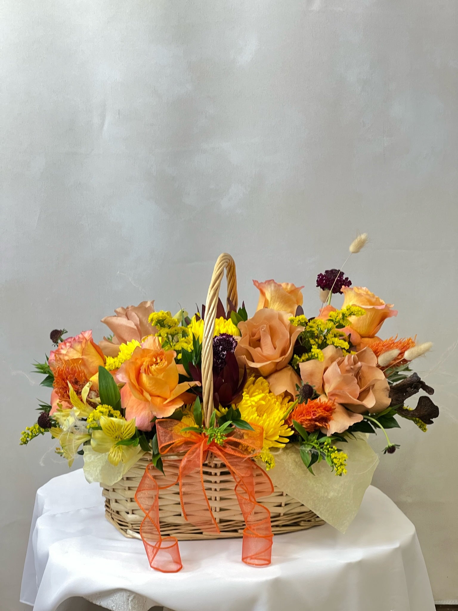 Goldilocks Basket – Imagine Flowers