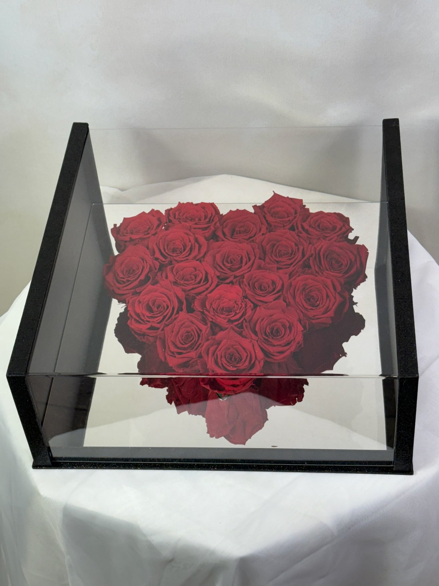 Preserved Roses In the Mirror Heart